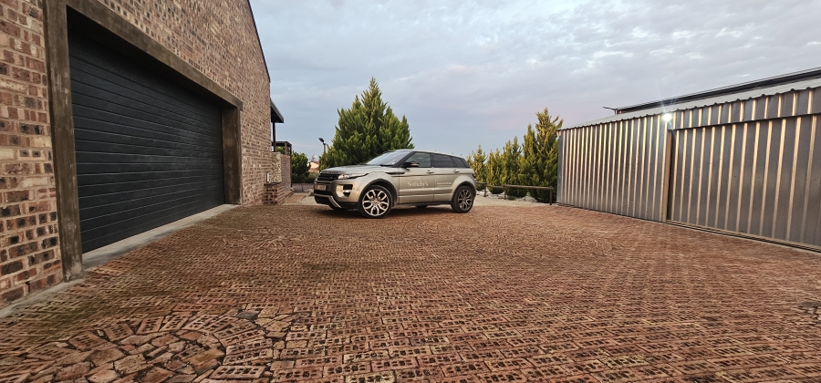 2 Bedroom Property for Sale in Hopefield Western Cape